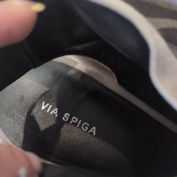 Via Spiga Gray Open-Toe Mules - Picture 10 of 10